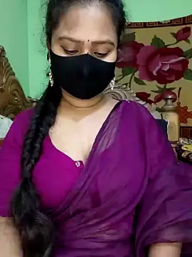 Idhika Paul online show from 02/19/25, 01:17