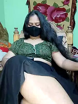 Idhika Paul online show from 03/01/25, 11:37