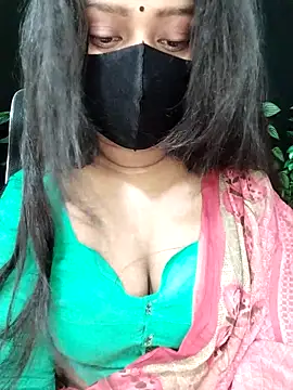 Idhika Paul online show from 10/30/25, 02:46