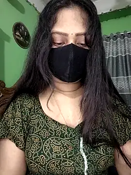 Idhika Paul online show from 04/25/26, 07:55