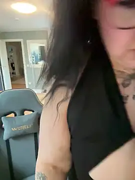 Snapshot of Black_Angel24 chatting on 03/22/26, 07:23 Black Angel24 online show from 03/22/26, 07:23