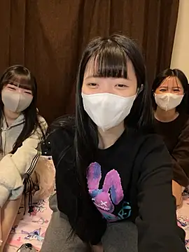 irohani usagi online show from 12/04/25, 11:19