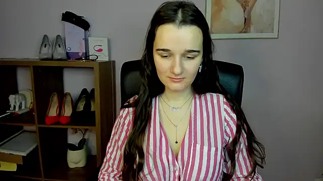 Snapshot of KateDelight chatting on 02/16/26, 02:35 KateDelight online show from 02/16/26, 02:35