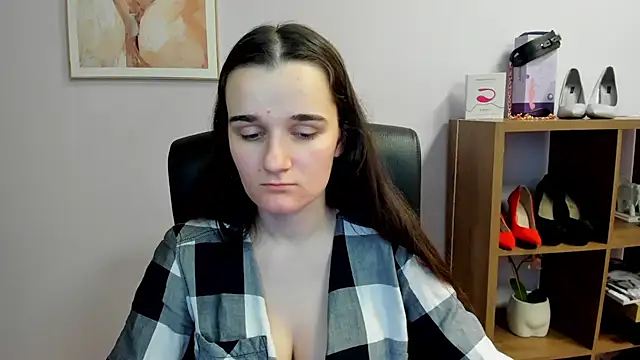 Snapshot of KateDelight chatting on 03/08/26, 07:50 KateDelight online show from 03/08/26, 07:50