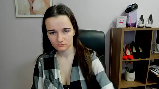 Snapshot of KateDelight chatting on 03/14/26, 07:47 KateDelight online show from 03/14/26, 07:47