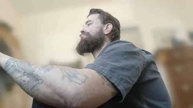 Armyexhibitionistvet online show from 09/18/25, 10:34