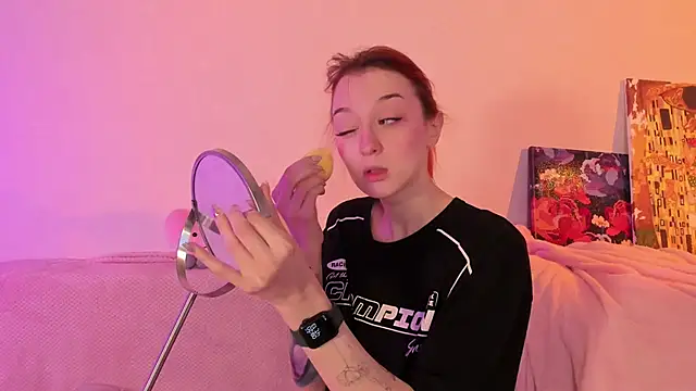 CrystalRey online show from 02/13/25, 04:22