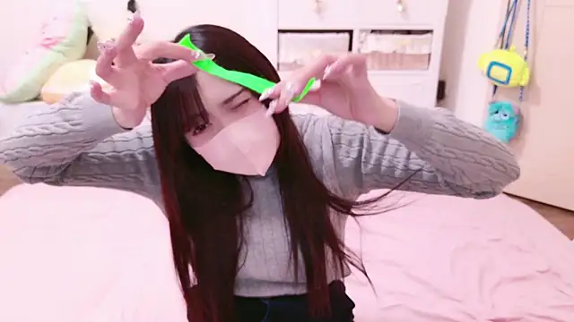 Snapshot of nathi_ko_xo chatting on 01/07/25, 11:26 nathi ko xo online show from 01/07/25, 11:26