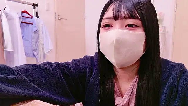 Snapshot of nathi_ko_xo chatting on 10/11/25, 04:01 nathi ko xo online show from 10/11/25, 04:01