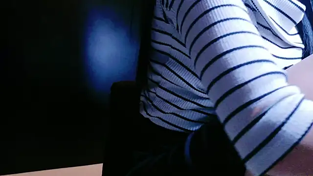 Snapshot of sayaka_xo chatting on 03/21/25, 10:39 sayaka xo online show from 03/21/25, 10:39