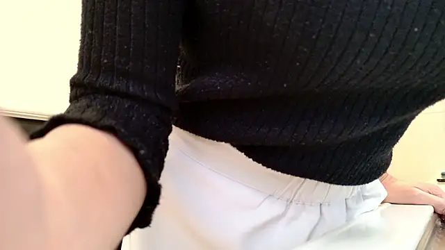 Snapshot of sayaka_xo chatting on 02/03/26, 06:40 sayaka xo online show from 02/03/26, 06:40