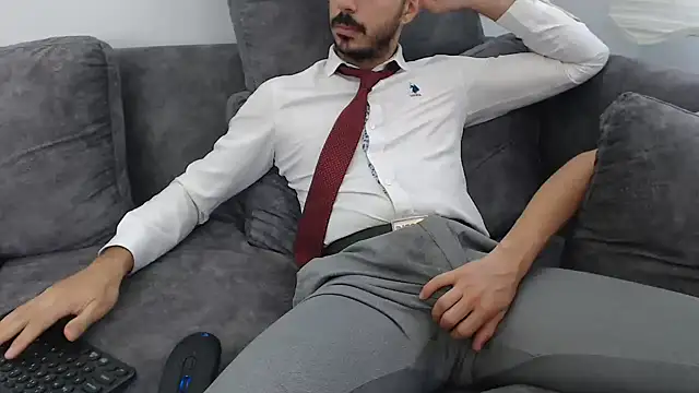 Naughtb0y online show from 09/17/25, 06:48