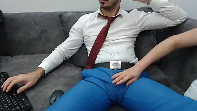 Naughtb0y online show from 12/16/25, 07:19