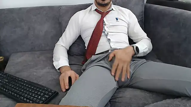 Naughtb0y online show from 06/06/26, 10:31