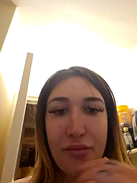 Icy  Diamond online show from 03/26/26, 08:03