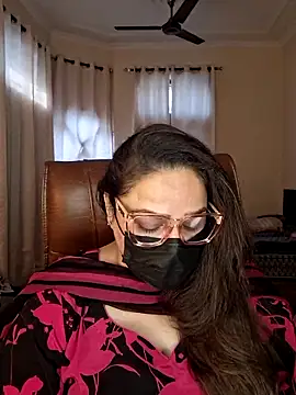 Snapshot of SEXY-Sardarni chatting on 12/22/25, 08:33 SEXY-Sardarni online show from 12/22/25, 08:33