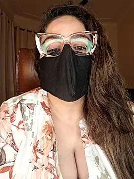 Snapshot of SEXY-Sardarni chatting on 03/23/26, 03:38 SEXY-Sardarni online show from 03/23/26, 03:38