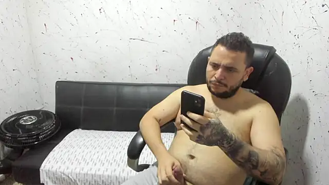  ace ventura online show from 10/31/25, 02:56