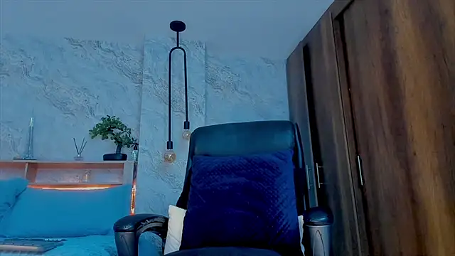 Snapshot of bruno_woods chatting on 12/01/24, 04:29 bruno woods online show from 12/01/24, 04:29