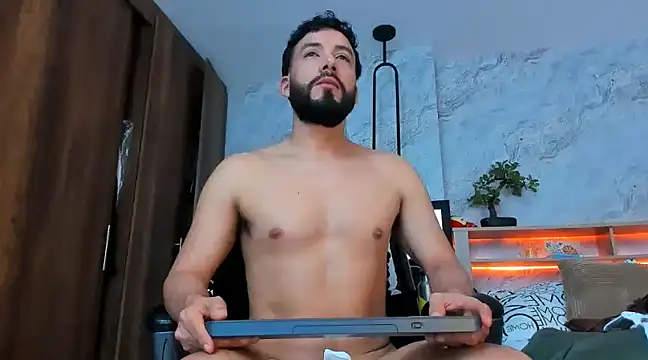 Snapshot of bruno_woods chatting on 03/09/25, 05:06 bruno woods online show from 03/09/25, 05:06