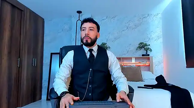 Snapshot of bruno_woods chatting on 03/21/25, 01:12 bruno woods online show from 03/21/25, 01:12