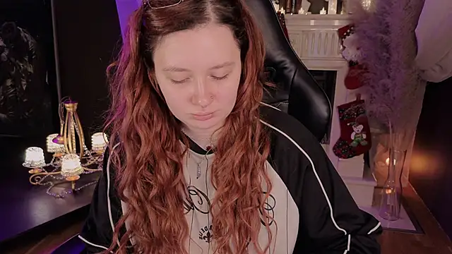 carolina elf online show from 12/03/25, 09:40