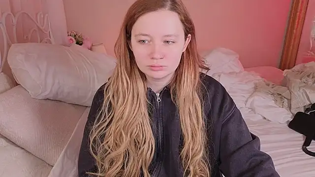 Snapshot of carolina_elf chatting on 03/04/26, 05:13 carolina elf online show from 03/04/26, 05:13