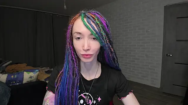 Roxy Silver online show from 12/19/24, 10:00