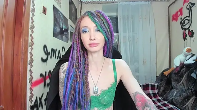 Roxy Silver online show from 02/02/25, 09:56