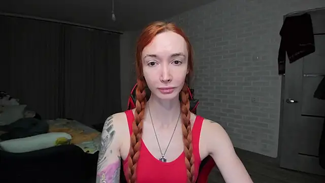 Roxy Silver online show from 12/13/25, 09:09