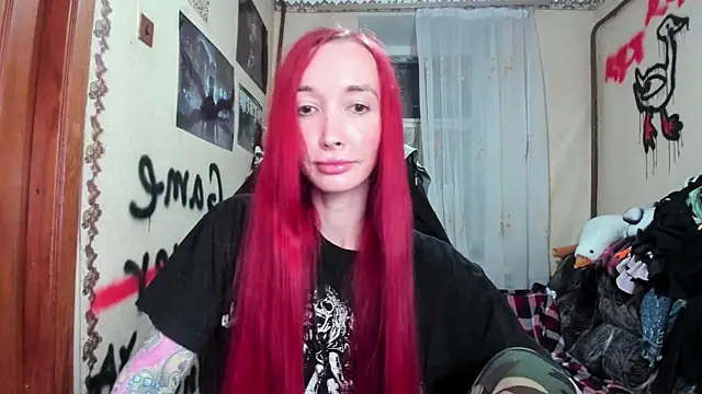 Snapshot of Roxy_Silver chatting on 01/05/26, 07:28 Roxy Silver online show from 01/05/26, 07:28