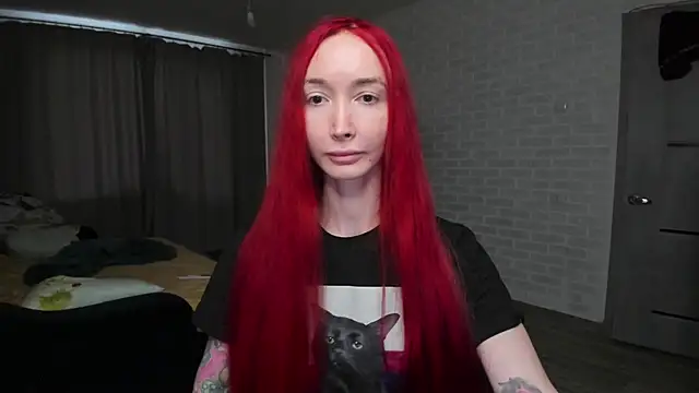 Snapshot of Roxy_Silver chatting on 02/13/26, 11:39 Roxy Silver online show from 02/13/26, 11:39