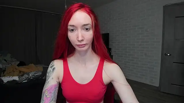 Snapshot of Roxy_Silver chatting on 02/24/26, 03:54 Roxy Silver online show from 02/24/26, 03:54