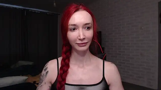 Roxy Silver online show from 06/18/26, 10:19