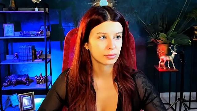 Snapshot of NicoleMun chatting on 12/21/25, 05:58 NicoleMun online show from 12/21/25, 05:58