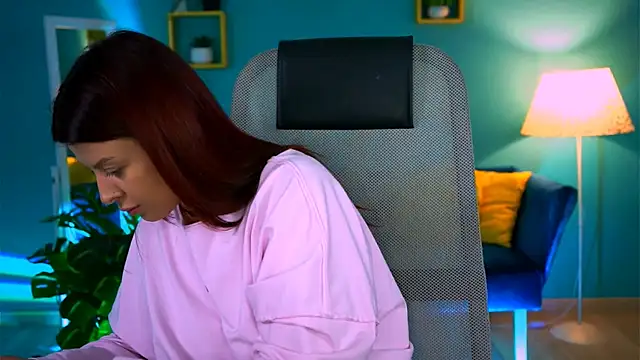 Snapshot of NicoleMun chatting on 02/13/26, 12:45 NicoleMun online show from 02/13/26, 12:45