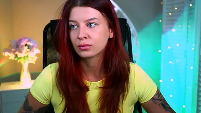 Snapshot of NicoleMun chatting on 03/25/26, 12:33 NicoleMun online show from 03/25/26, 12:33