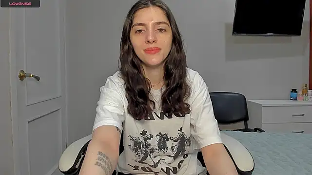 broosnica1 online show from 12/17/25, 07:14