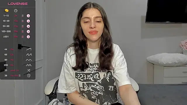 Snapshot of broosnica1 chatting on 02/23/26, 08:01 broosnica1 online show from 02/23/26, 08:01