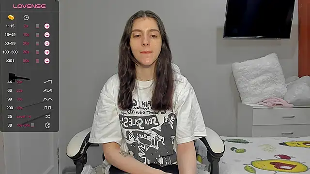 Snapshot of broosnica1 chatting on 03/06/26, 10:12 broosnica1 online show from 03/06/26, 10:12