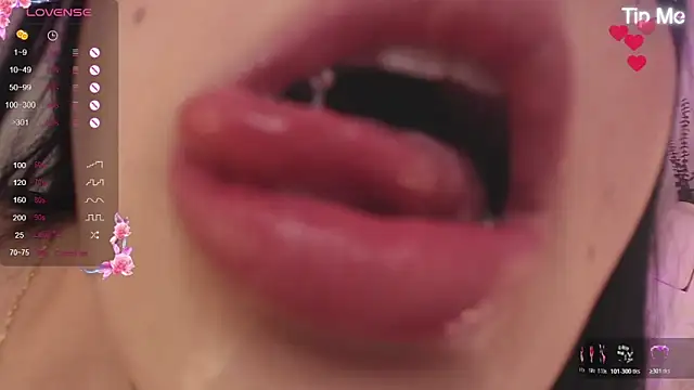ViolettaHotLatin  online show from 05/11/26, 02:45