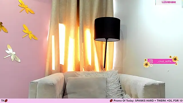  AlejaCruz  online show from 03/13/25, 07:28