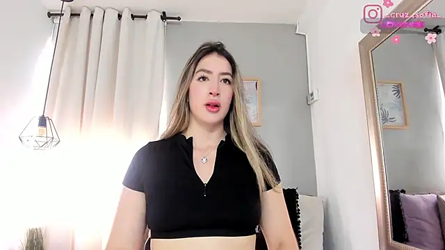  AlejaCruz  online show from 06/16/26, 06:32