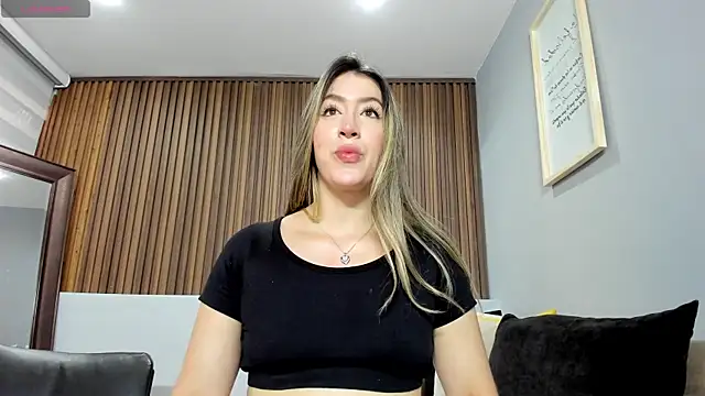  AlejaCruz  online show from 06/28/26, 06:03