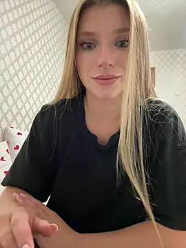 Snapshot of adel_secret chatting on 07/27/26, 08:38 adel secret online show from 07/27/26, 08:38