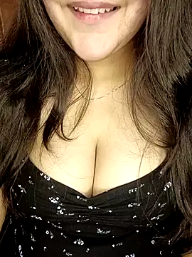 Snapshot of AK---47 chatting on 02/05/25, 04:58 AK---47 online show from 02/05/25, 04:58