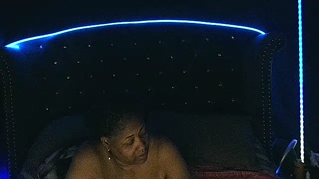 Snapshot of msyvette1970@xh chatting on 02/01/25, 02:47 msyvette1970xh online show from 02/01/25, 02:47