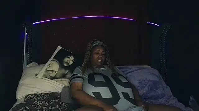 msyvette1970xh online show from 11/30/25, 10:47