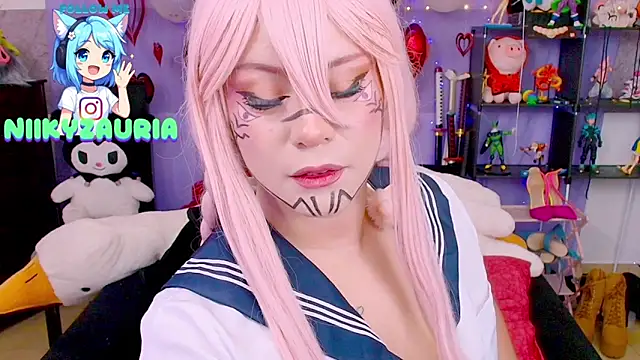 Snapshot of _niiky chatting on 03/04/26, 04:35 niiky online show from 03/04/26, 04:35