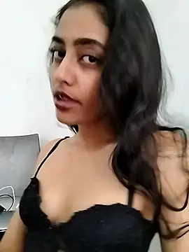 cleopatra-phaedra online show from 10/27/25, 11:25